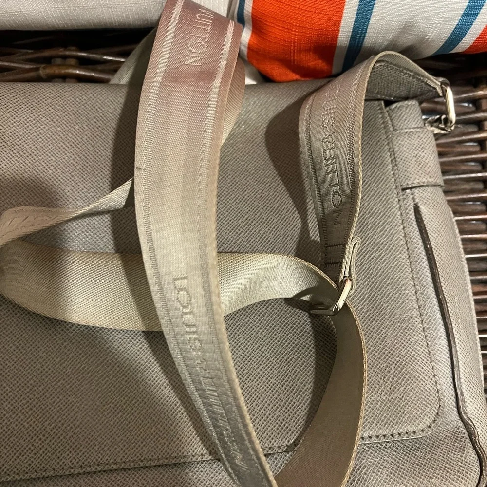 Louis Vuitton louis vuitton